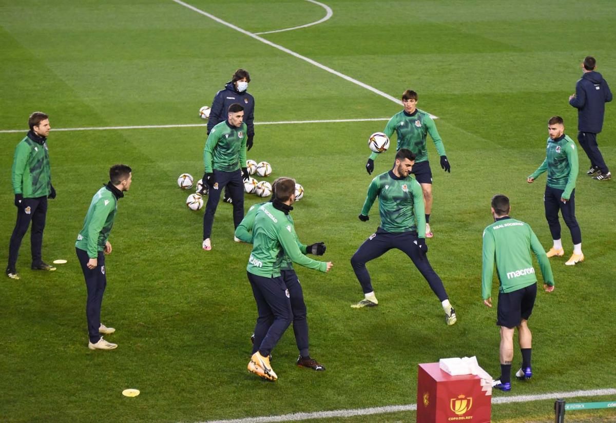 Entrenamiento de la Real Sociedad en el estadio El Arcángel