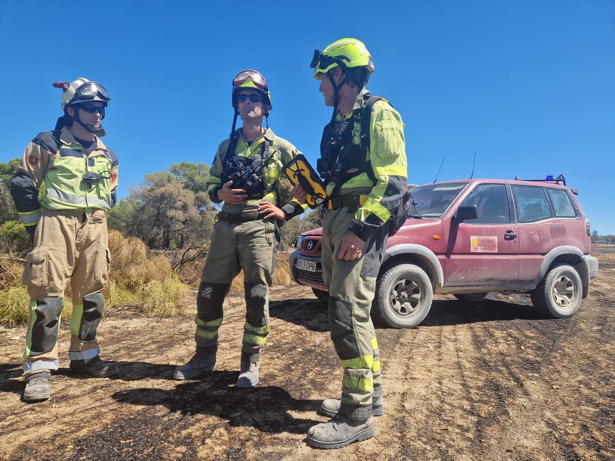 En imágenes I El operativo del Infoar en el sector 1 del incendio de Leciñena, este viernes En imágenes I El operativo del Infoar en el sector 1 del incendio de Leciñena, este viernes