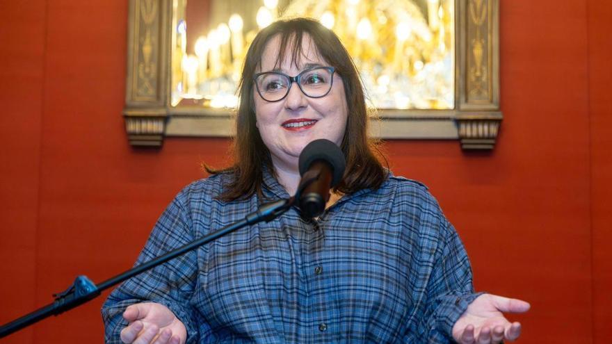 A xornalista Raquel C. Pico gaña o  Xohana Torres coa ollada nos anos 20