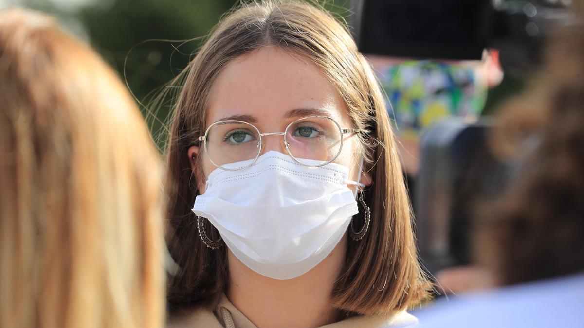 Portavoz de la protesta de alumnos contra el modelo semipresencial en el IES Los Molinos de Barrio Peral en 2020