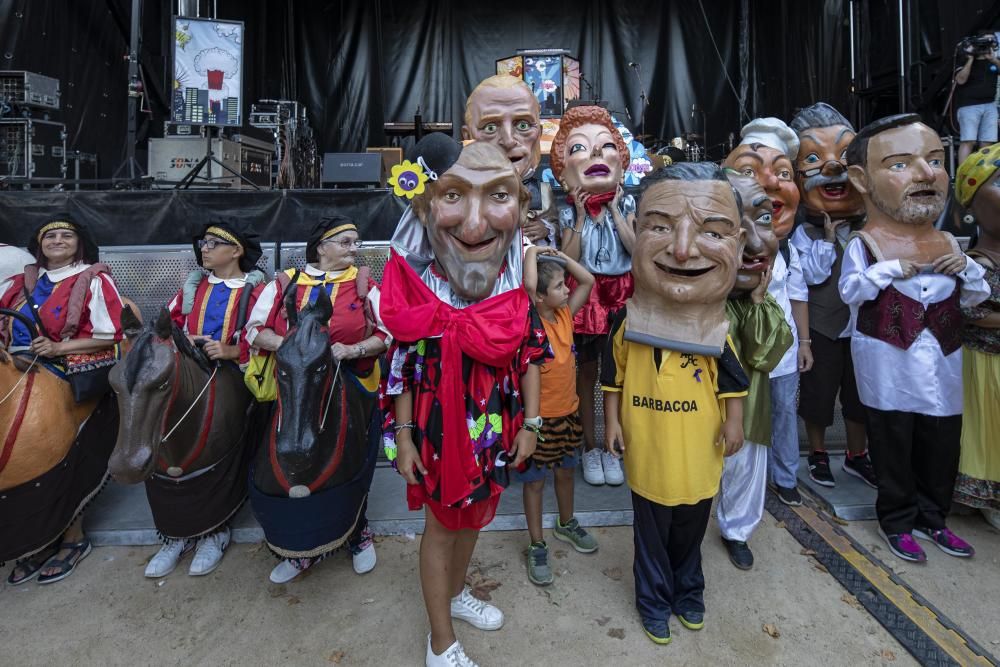 Els gegants i el pregó obren la festa major de Sant Feliu de Guíxols