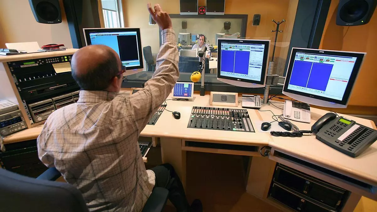 La cara y la cruz de la radio