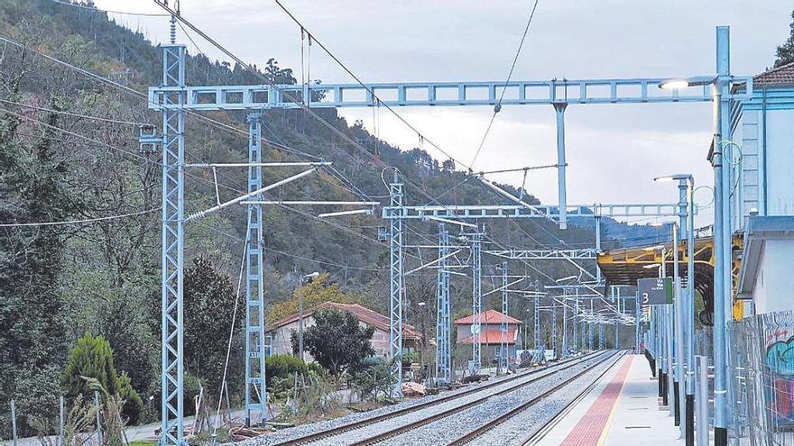 La Xunta pide al Gobierno central concreciones sobre el Corredor Atlántico y «pasar de los titulares a hechos»