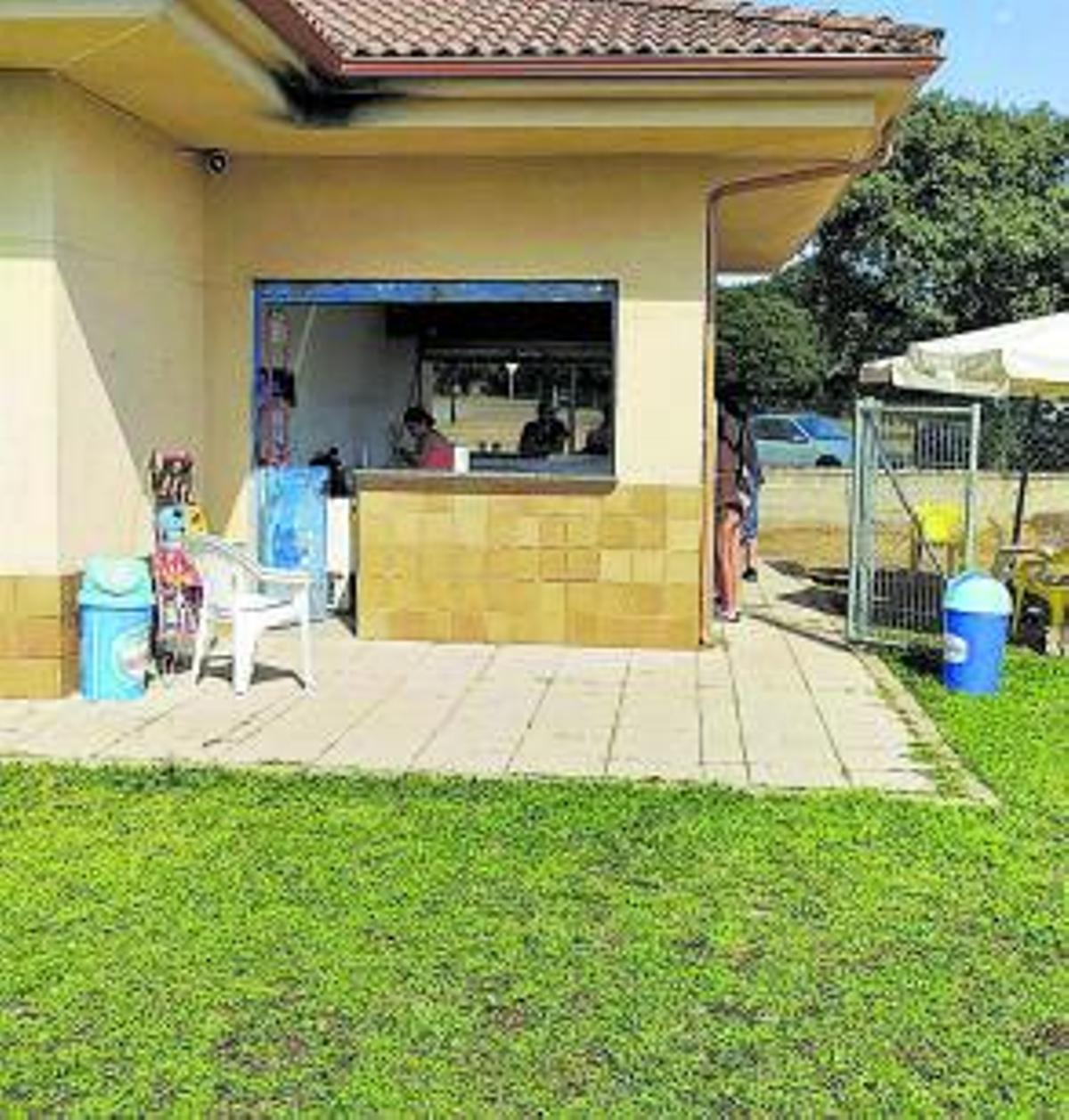 Figueruela de Arriba abre la piscina del Encinar