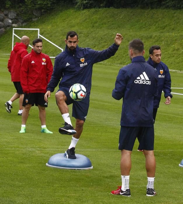 Negredo, uno de los protagonistas del lluvioso día