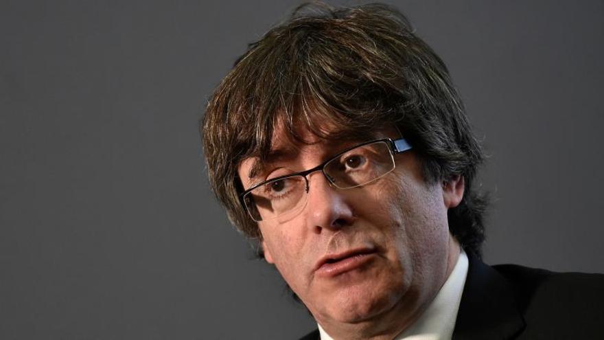 Carles Puigdemont acusa a Borrell de &quot;racista&quot;.