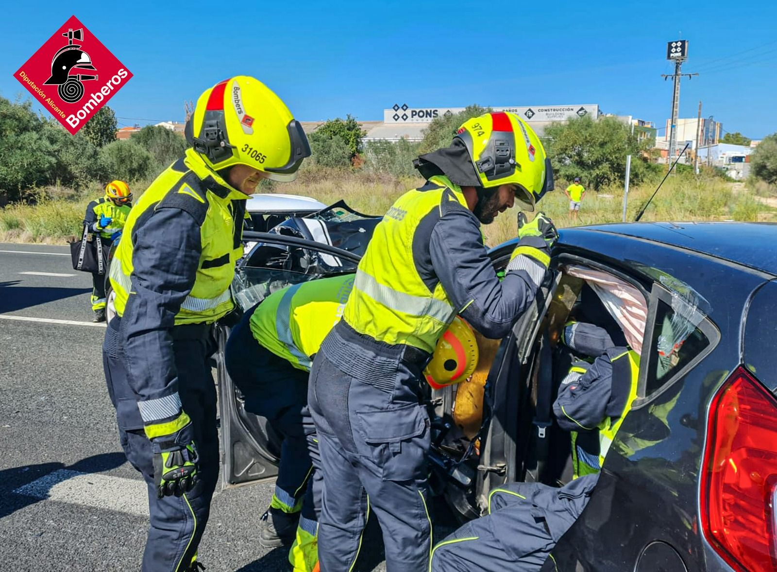 Así ha sido el grave accidente en la N-332 en Ondara que ha dejado tres heridos (imágenes)