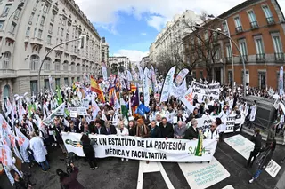 Los médicos vuelven a la huelga para exigir su estatuto al Ministerio de Sanidad