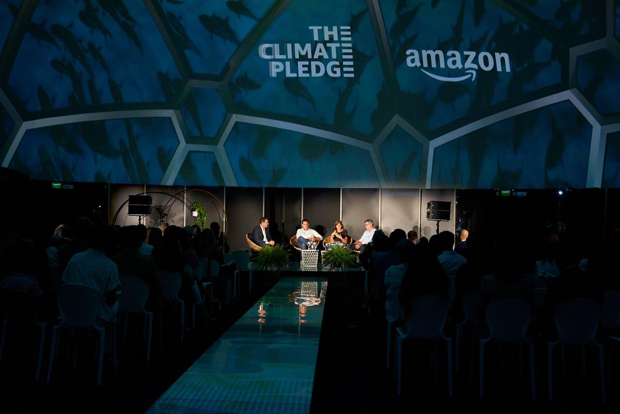 Encuentro organizado por Amazon y The Climate Pledge contra el cambio climático.