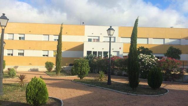Una familia denuncia en Fiscalía que se negaron a salvar a su padre por su edad