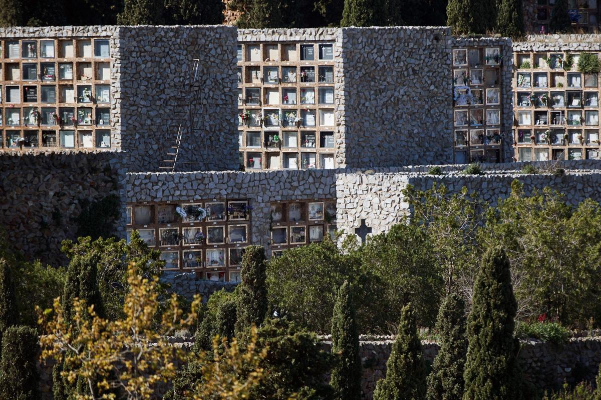 Nichos en el Cementerio de Montjuïc.