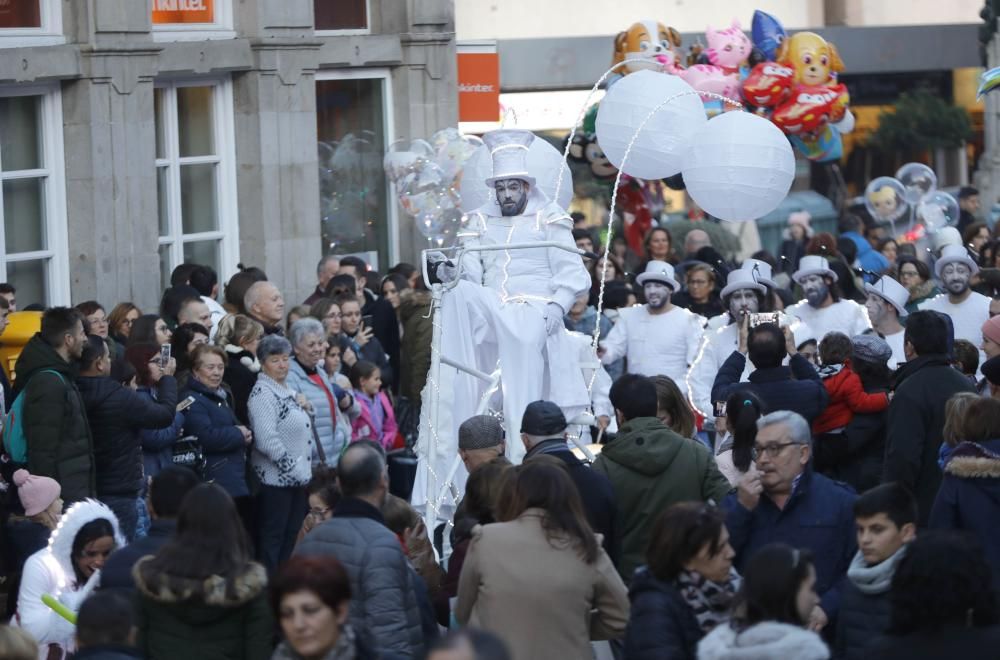 Las rebajas y las compras de Reyes Magos: el centro de Vigo, a reventar.