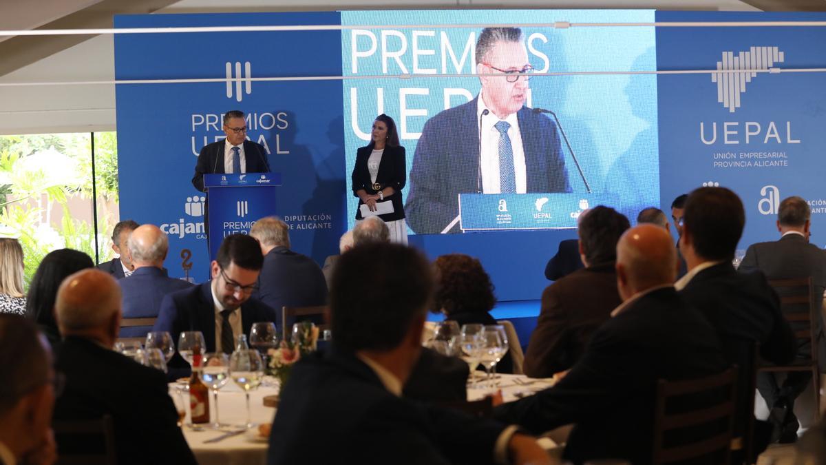 Un momento de la última gala de entrega de los premios de Uepal, que se celebró en Elche.