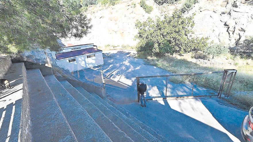 Castelló inicia el proceso para llevar agua potable a los vecinos del Pozo Peñarocha