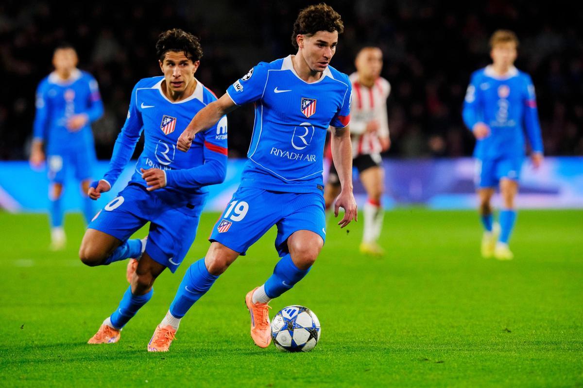 Julián Álvarez, frente al PSV en Champions