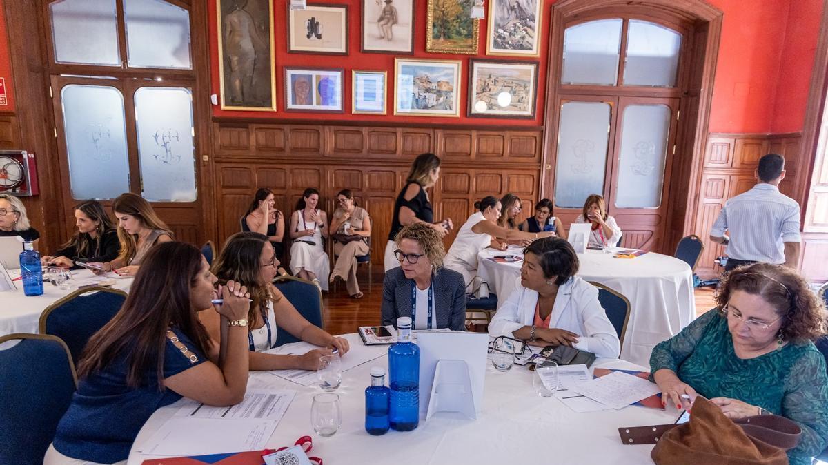 Algunas de las participantes de la primera jornada que organiza WEConnect.