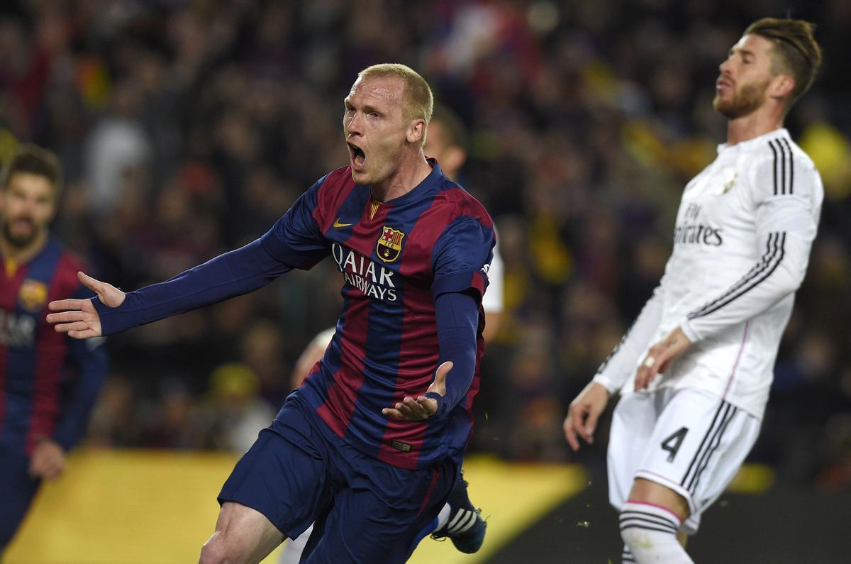 Mathieu fue clave en el clásico liguero del Camp Nou del curso 2014/15 marcando el 1-0 de cabeza.