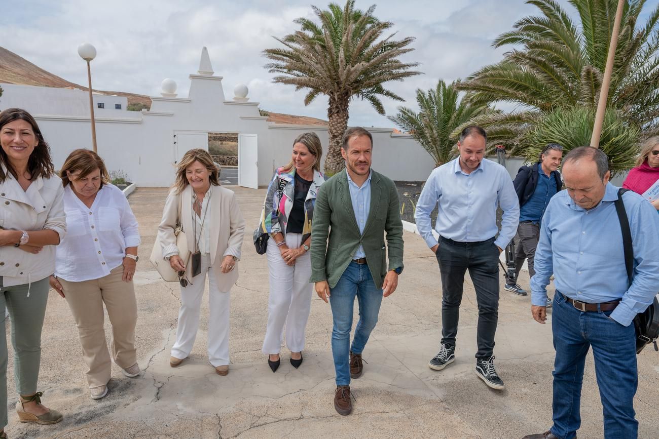 Transición Ecológica premia a los 'Guardianes de Famara' por la restauración ecológica