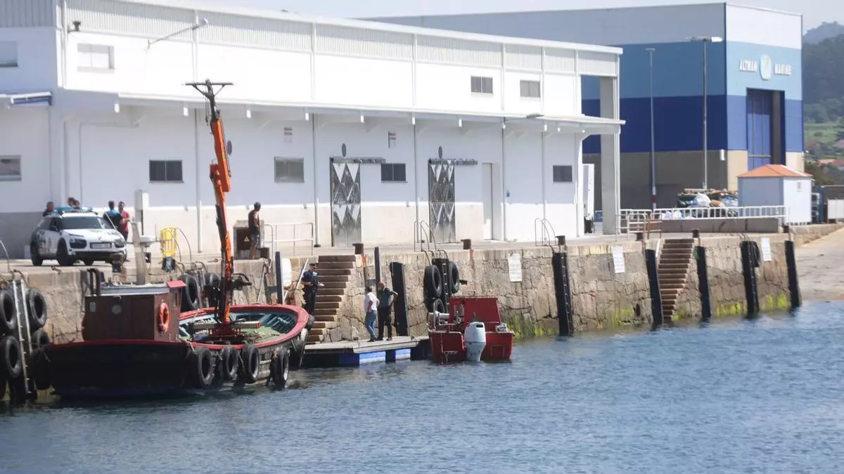 Identifican al hombre hallado muerto en el puerto de Cambados