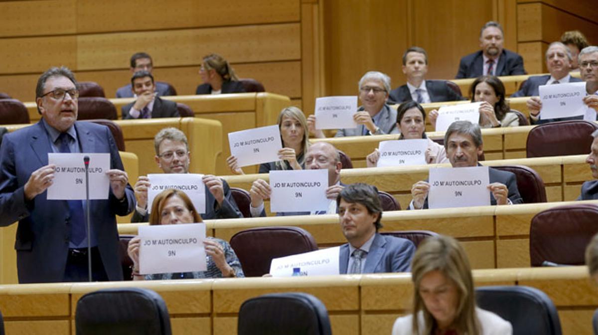 Los senadores de CiU se autoinculpan por el 9-N ante Rajoy.