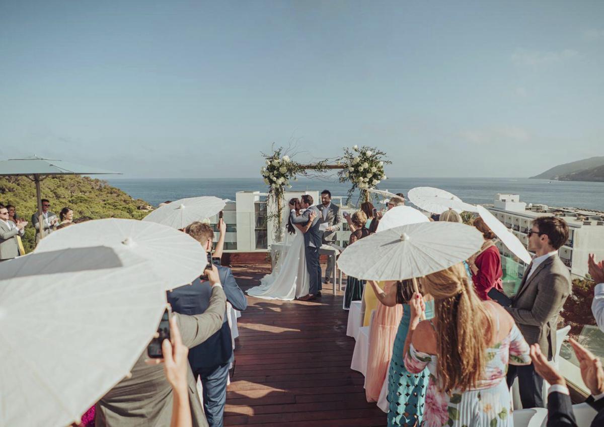 La decoración y el escenario del enlace se adapta al gusto de los novios.
