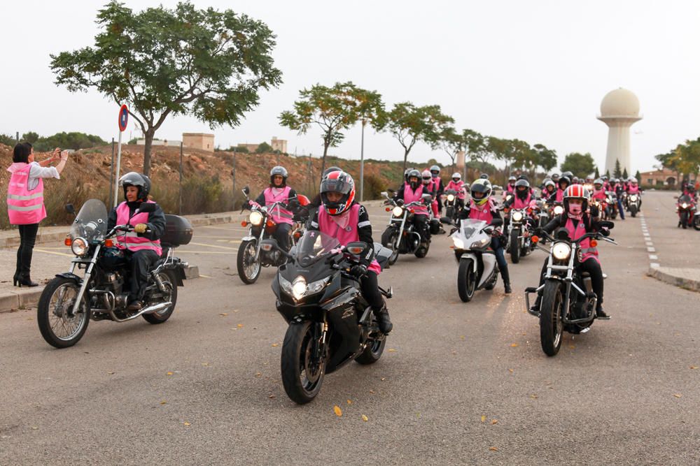 Ruta Motera "Chalecos rosas" contra el cáncer