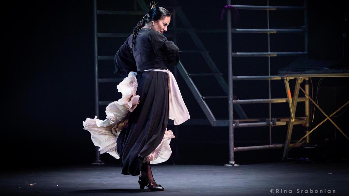 Mercedes de Córdoba convierte el escenario en un espacio de memoria y reivindicación.