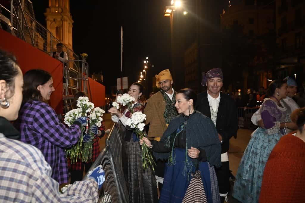 En imágenes | Zaragoza vive su día grande con la Ofrenda de Flores a la Virgen del Pilar