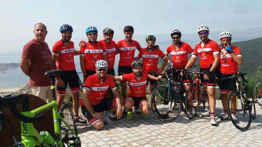 La Peña Ciclista Bikestrada une A Estrada con Ézaro