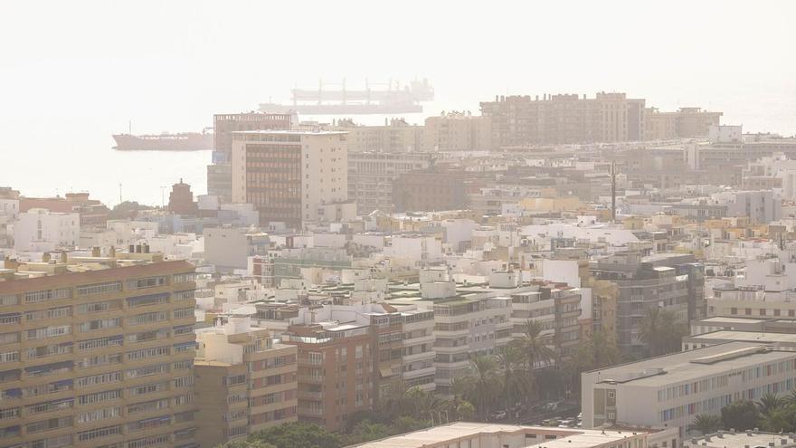 Tres islas de Canarias registran este lunes las temperaturas más altas de todo el país