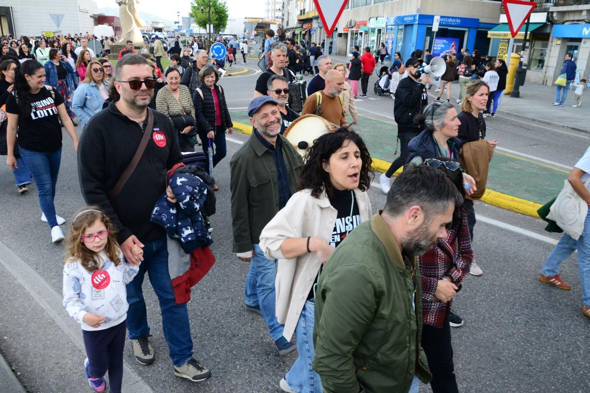 La comunidad educativa también clama en Cangas La comunidad educativa también clama en Cangas