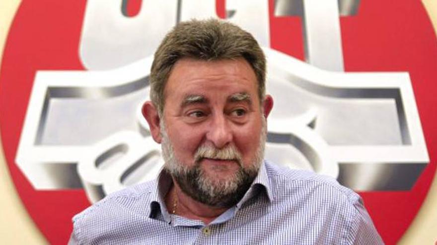 UGT aplaza a 2014 la posible dimisión de Fernández por las facturas falsas