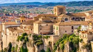 El destino favorito de la clase media española en otoño es un "ciudad colgada" Patrimonio Mundial