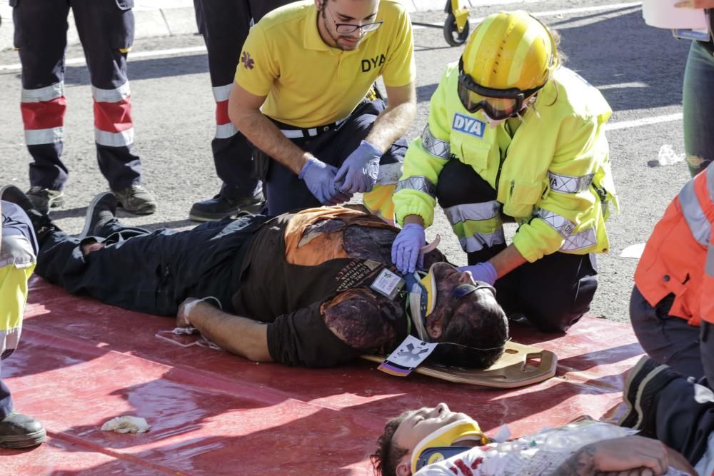 Más de 500 efectivos participan en un simulacro de accidente aéreo