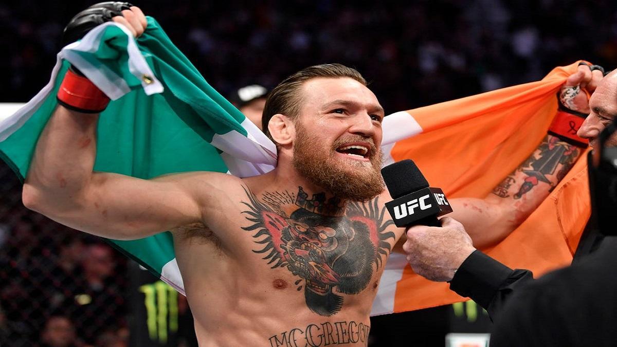 Conor McGregor farda de su nuevo reloj de un millón de dólares