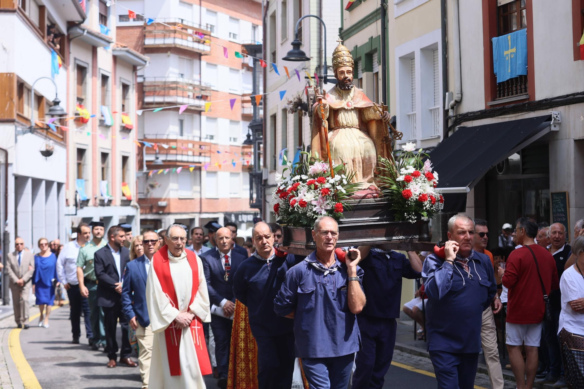 EN IMÁGENES: así fue el día de L'Amuravela en Cudillero