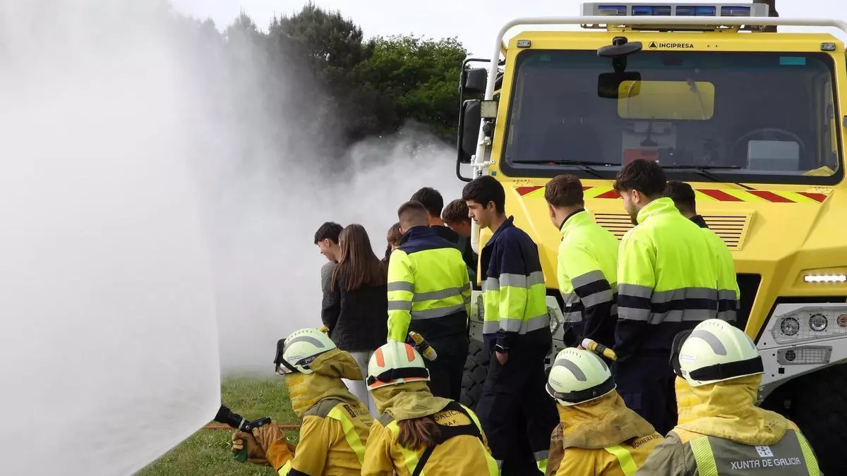 Cuatro nacionalidades, un único lenguaje: la prevención de incendios en el programa Erasmus+ del IES de Arzúa