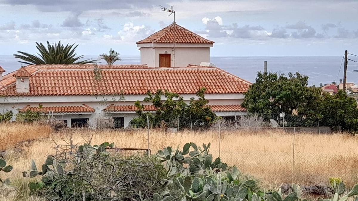 Desaparecen en Tenerife un padre y sus hijas de 1 y 6 años