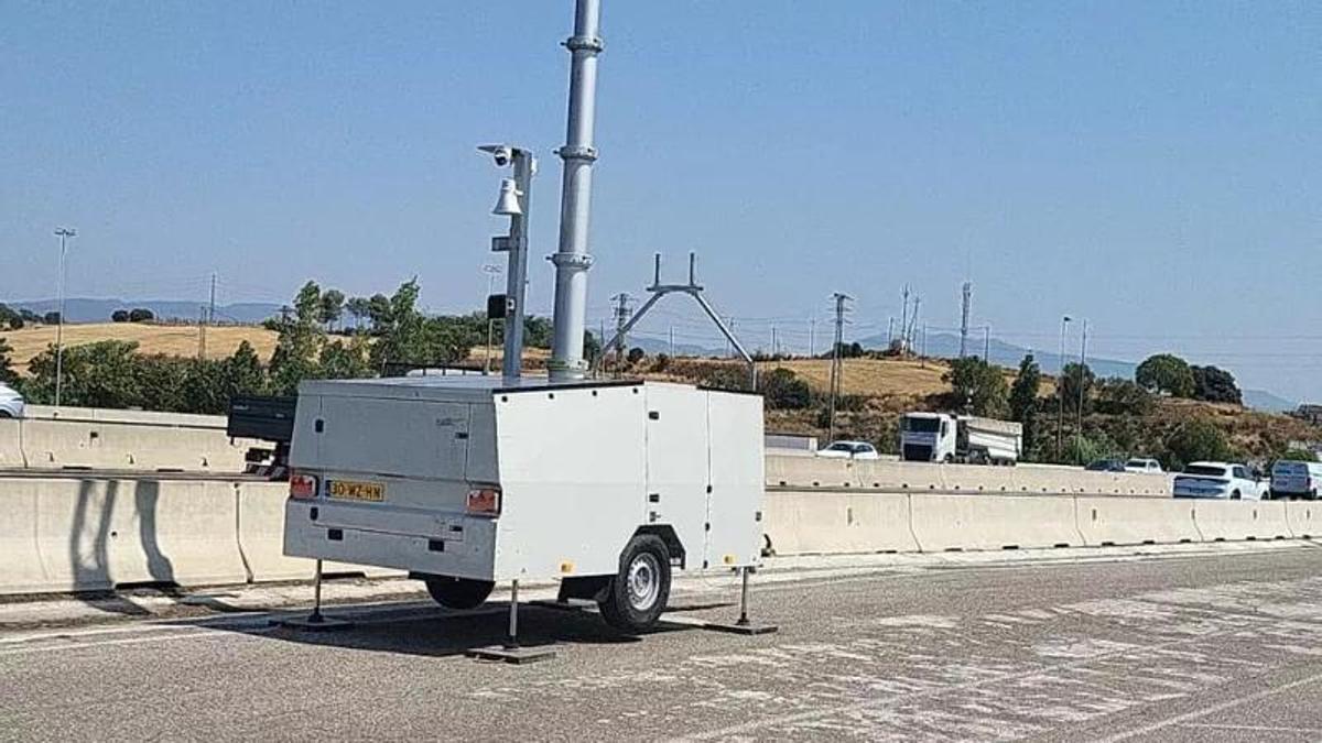 Una de las autovías más utilizadas por los aragoneses en verano estrena radares con IA: estas son las multas