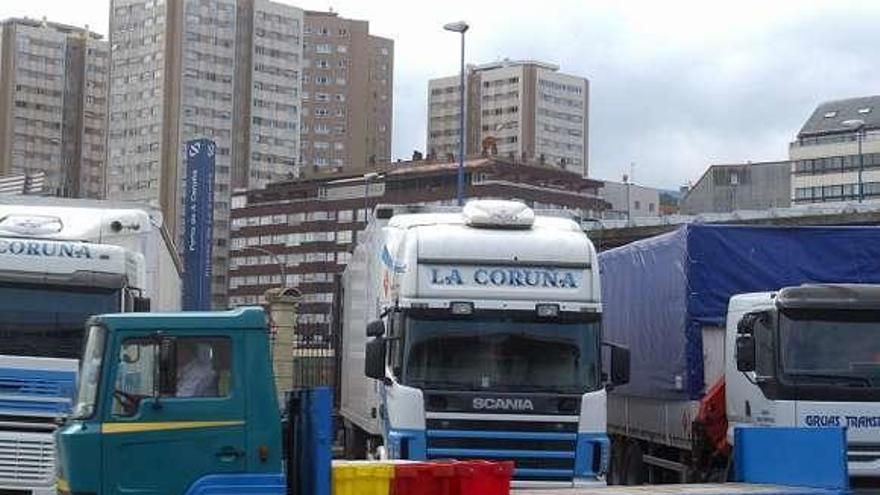 Transportistas en el puerto de A Coruña.