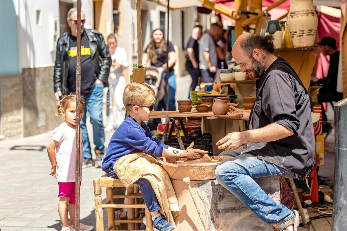 El Mercat vuelve a apostar por el público infantil con una amplia oferta de actividades.