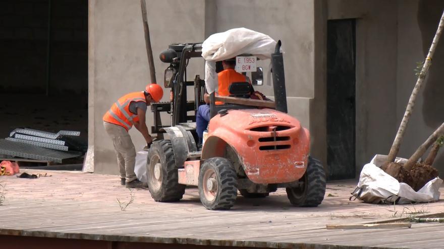 El paro descendió, en España, en junio respecto al mes anterior en 46.783 personas