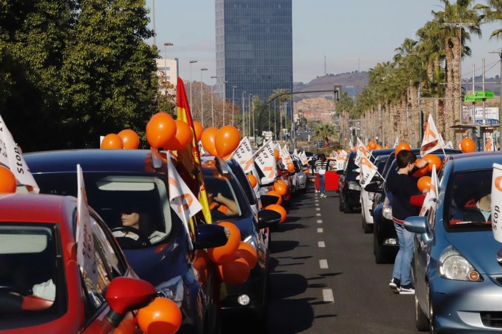 El centro de Murcia vuelve a llenarse de vehículos para protestar contra la Ley Celaá