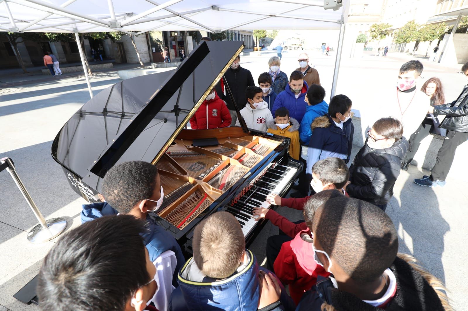 Zaragoza se llena de pianos