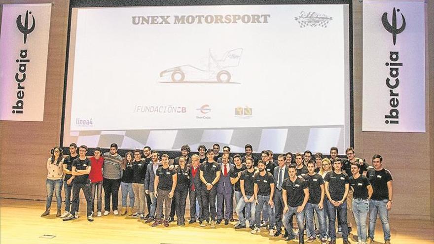 UNEX Motorsport se presenta en el Edificio Siglo XXI de Ibercaja