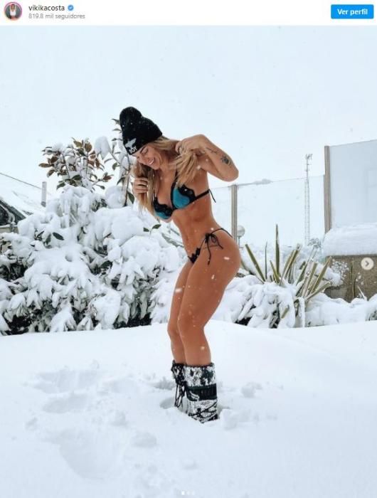 Los famosos se desnudan por la nieve en Instagram