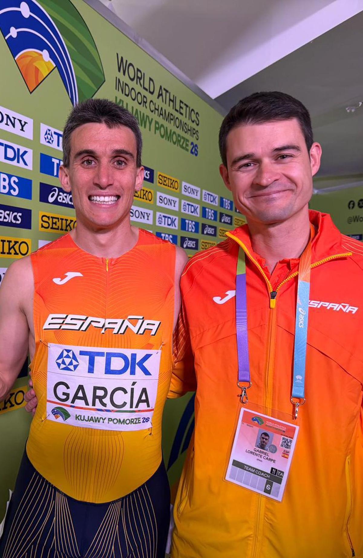 Mariano García y Gabi Lorente, sonrientes. | FOTO CEDIDA POR GABI LORENTE