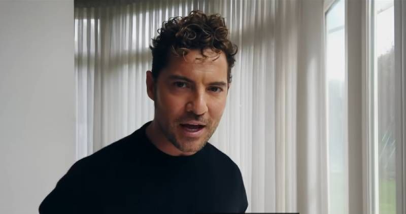David Bisbal grabó el vídeoclip de 'Si Tú la quieres' en su casa.