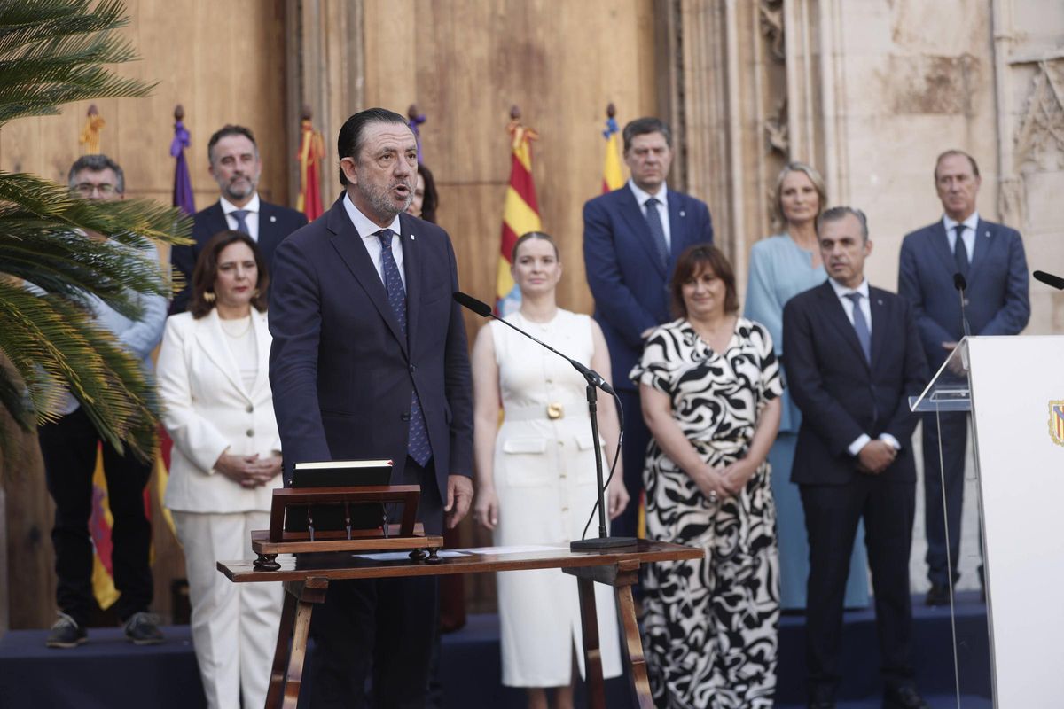 Sáenz de San Pedro en la posesión de su cargo