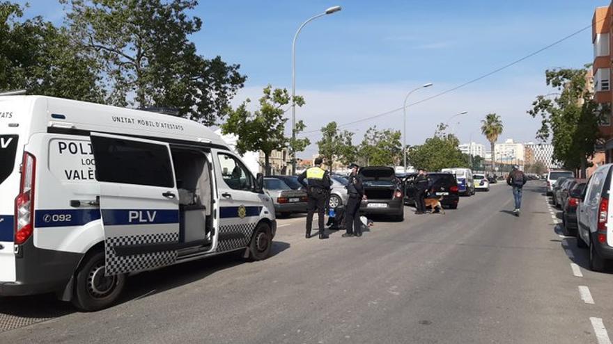 Detenida una joven que circulaba por València sin haberse sacado nunca el permiso de conducir